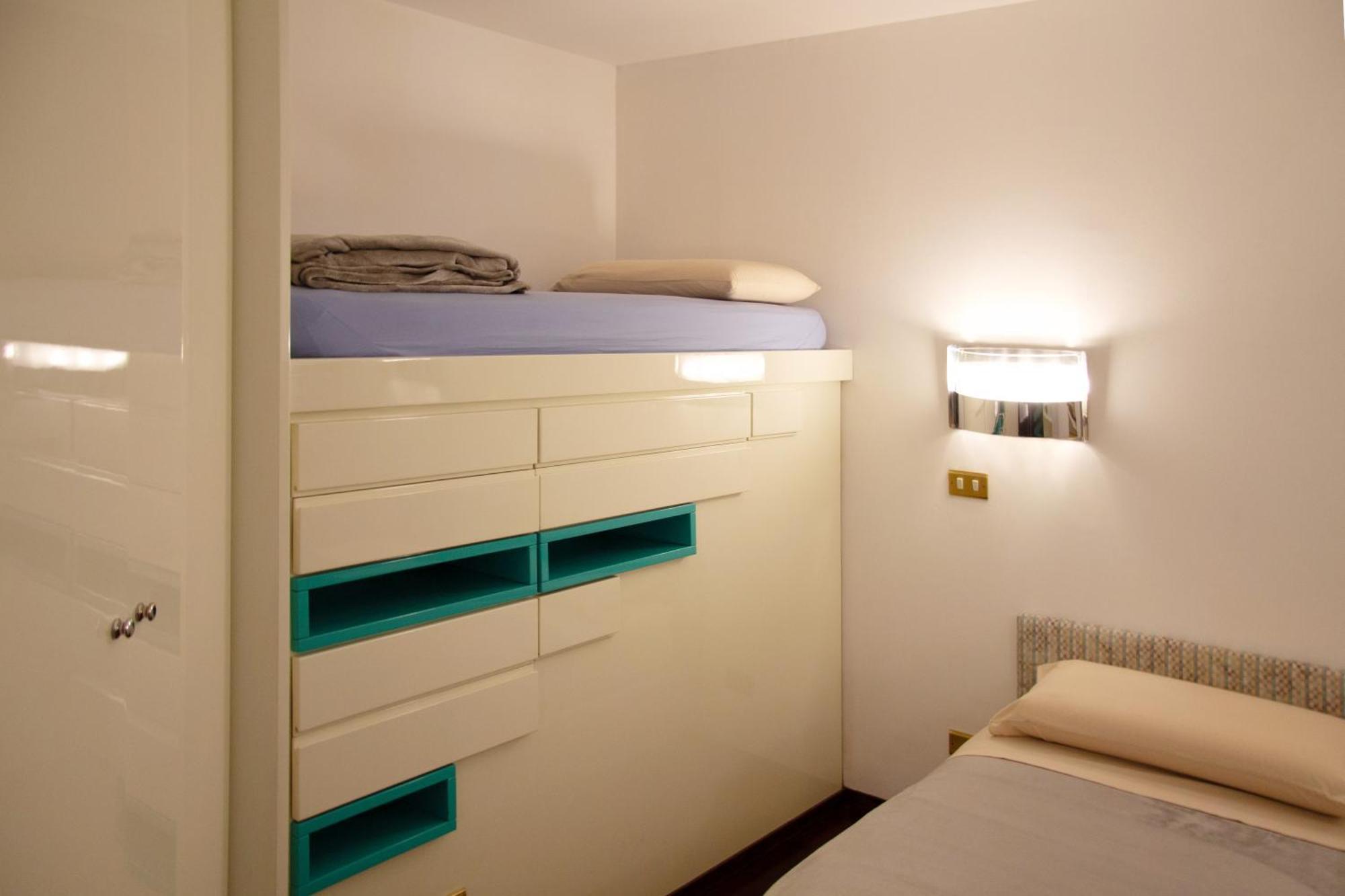 Apartamento Un Gioiello Sotto Le Due Torri Bolonia Exterior foto